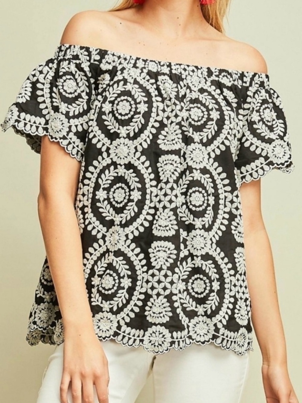 Entro Womens Off The Shoulder Embroidered‎ Boho Blouse Black White Scalloped S